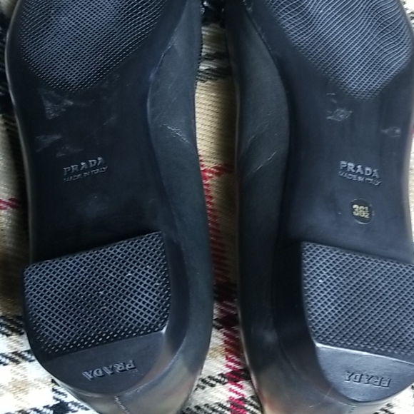 Prada Flats - Picture 6 of 8